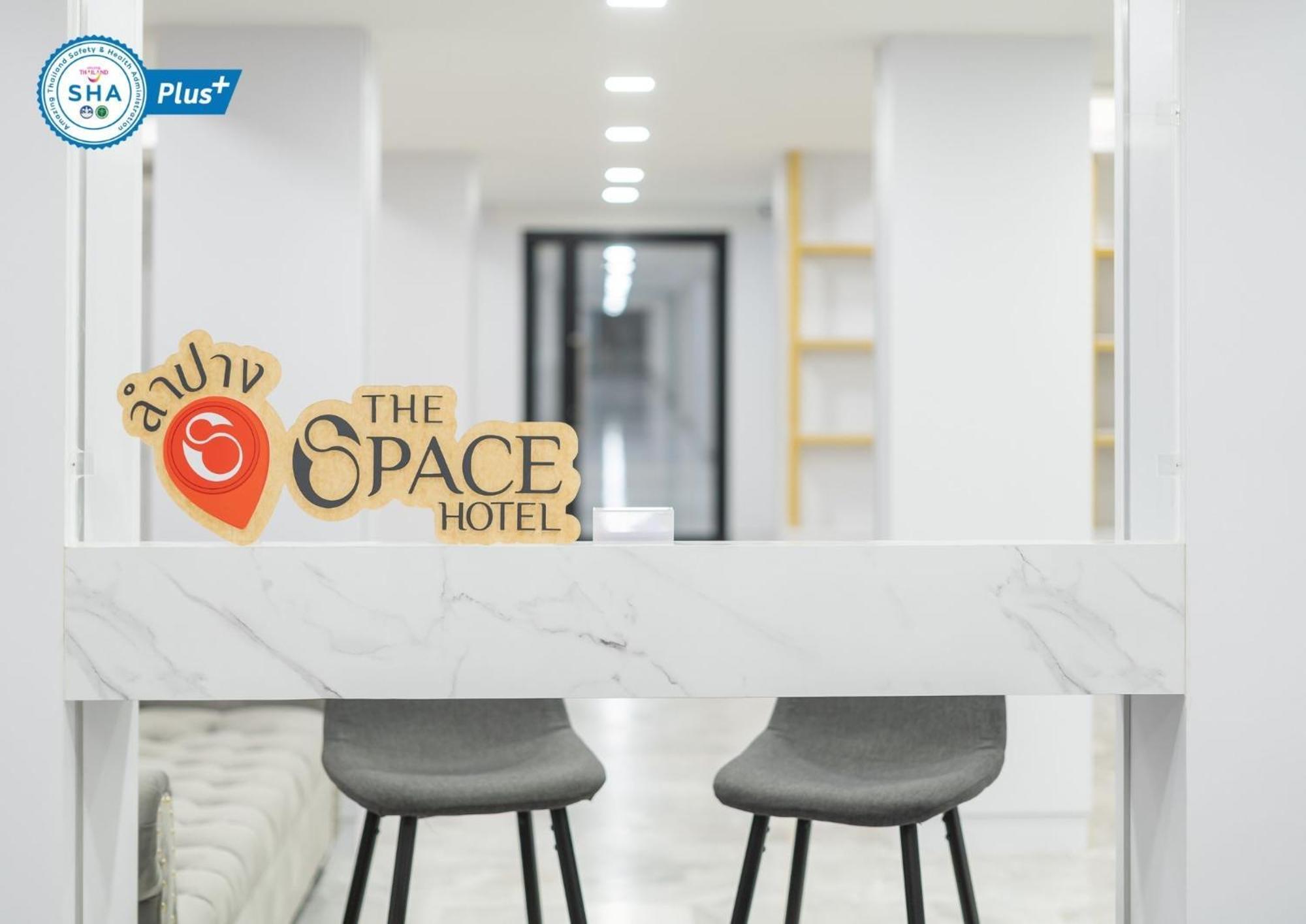 The Space Hotel לאמפאנג מראה חיצוני תמונה